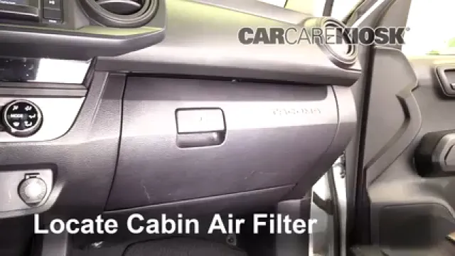 2017 Toyota Tacoma SR 2.7L 4 Cyl. Extended Cab Pickup Filtre à air (intérieur) Changement